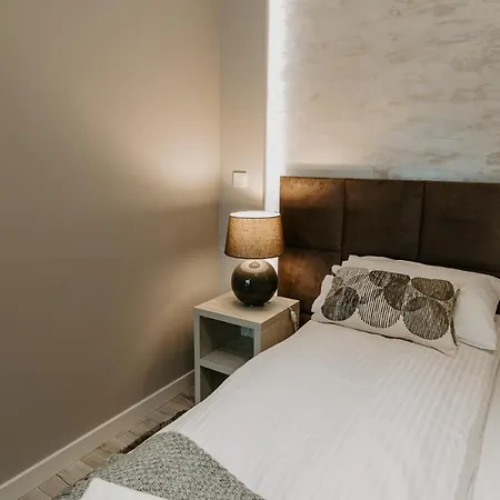Apartamenty I Pokoje Inforespark Przemyśl Exterior foto