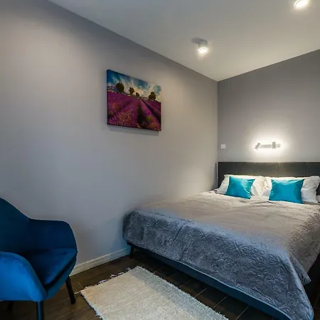 Apartamenty I Pokoje Inforespark Przemyśl Exterior foto