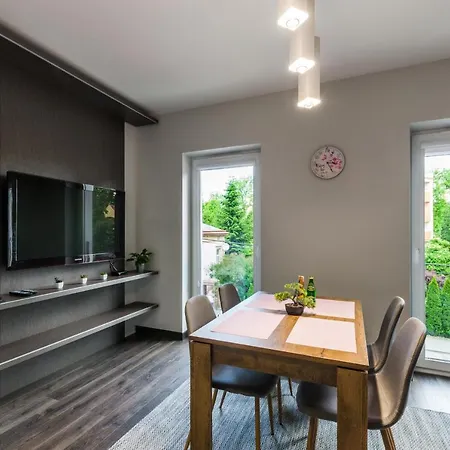 Apartamenty I Pokoje Inforespark Przemyśl Exterior foto