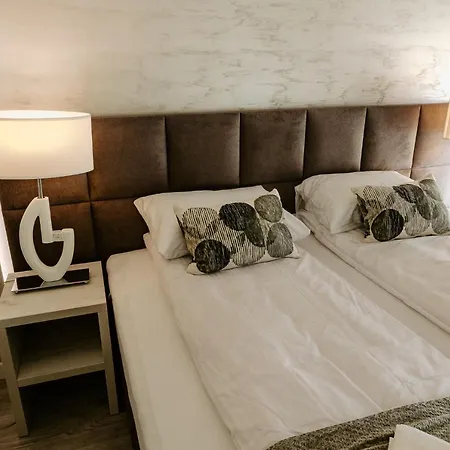 Apartamenty I Pokoje Inforespark Przemyśl Exterior foto